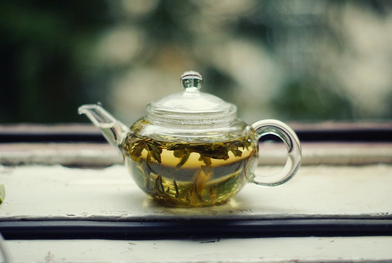 Зеленый чай Лунцзин в заварнике